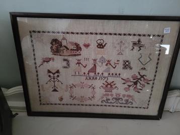 Vintage merklap ingelijst rode kleuren foto 1 t/m 7 beschikbaar voor biedingen