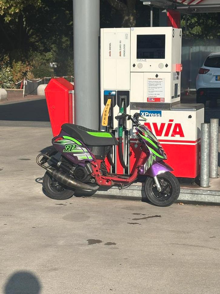 Zip 183cc stage 2 HT getuned, Fietsen en Brommers, Scooters | Piaggio, Gebruikt, Zip, Maximaal 45 km/u, Benzine, Ophalen