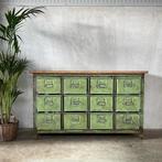Industriële ladekast, oud dressoir, oude werkbank, kast