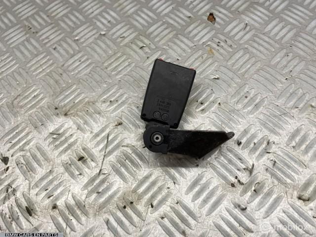 Gordelslot BMW X3 E83 gordelvanger achterbank e83 div aanwez, Auto-onderdelen, Interieur en Bekleding, BMW, Gebruikt, Ophalen of Verzenden