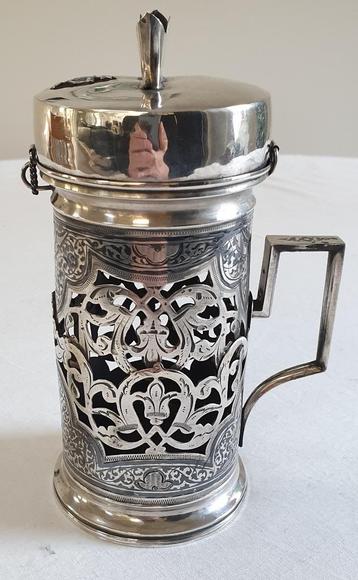 judaica/ zilveren niello tsedaka of collectebus met menora  beschikbaar voor biedingen