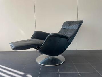 Nette zwarte leren relax fauteuil / relaxstoel de toekomst beschikbaar voor biedingen