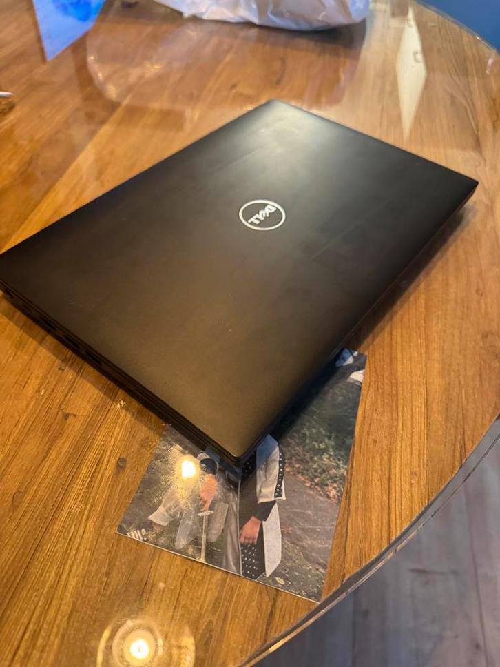 Dell Laptop met Intel Core i5 processor, Computers en Software, Windows Laptops, Gebruikt, 14 inch, SSD, 2 tot 3 Ghz, 8 GB, Qwerty