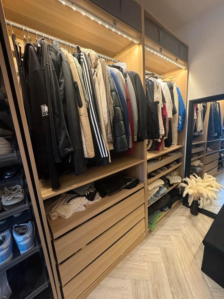 Grote Ikea Pax kast - 2 meter breed, Huis en Inrichting, Kasten | Kledingkasten, Gebruikt, 200 cm of meer, 150 tot 200 cm, 50 tot 75 cm