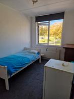 Mooie kamer te huur in Lelystad bij de haven., Huizen en Kamers, Minder dan 20 m², Almere