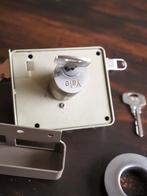 Yale oplegslot met sleutels, Ophalen of Verzenden, Gebruikt, IJzer, Slot