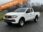Mitsubishi L 200 2.4 DI-D Club Cab Invite, Auto's, Mitsubishi, Start-stop-systeem, Stof, Gebruikt, Euro 6