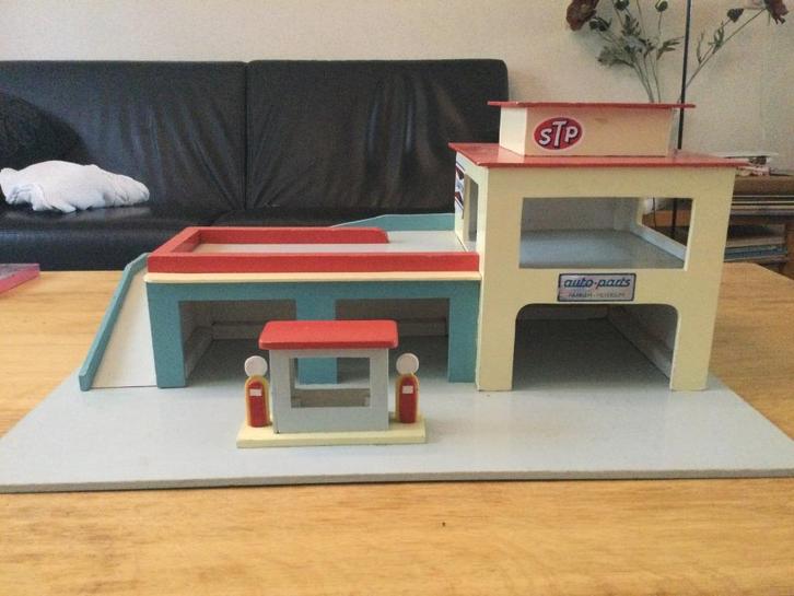 Speelgoed garage vintage retro, Verzamelen, Retro, Overige typen, Ophalen of Verzenden