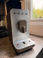 SMEG Volautomaat Espressomachine - Taupe, Witgoed en Apparatuur, Koffiezetapparaten, Ophalen, Afneembaar waterreservoir, Espresso apparaat