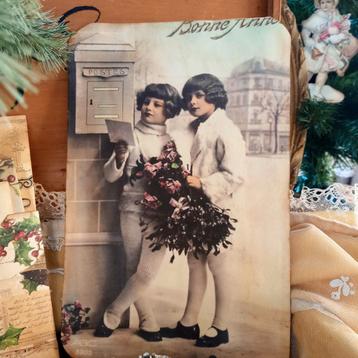 🌲Victoriaanse meisjes met misteltoe🌲 beschikbaar voor biedingen