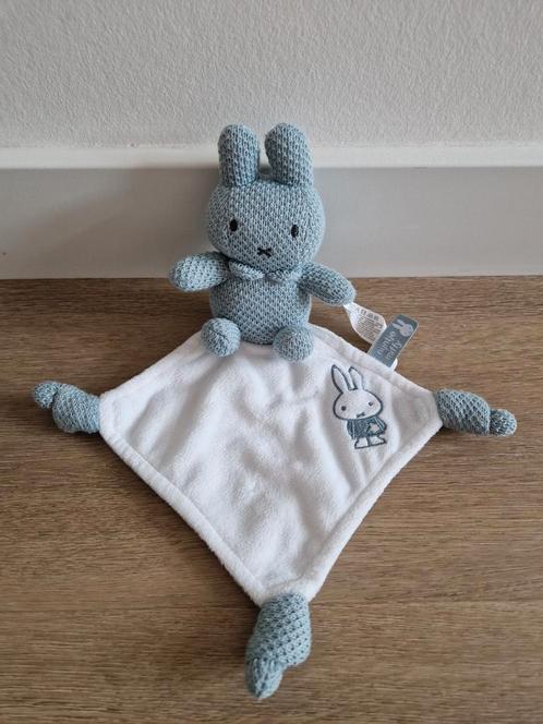 Knuffeldoekje Nijntje Miffy blauw grijs gehaakt K8143, Kinderen en Baby's, Speelgoed | Knuffels en Pluche, Zo goed als nieuw, Konijn
