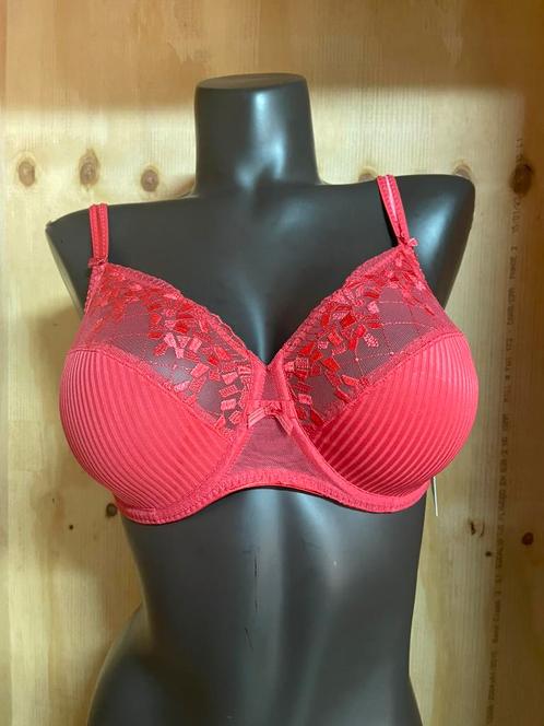 Chantelle bh 80d model 1381, Kleding | Dames, Ondergoed en Lingerie, BH, Overige kleuren, Verzenden