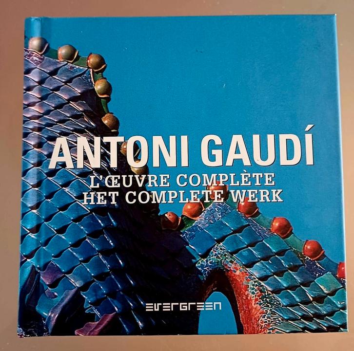 Antoni Gaudí - Het Complete Werk, Boeken, Kunst en Cultuur | Architectuur, Zo goed als nieuw, Ophalen of Verzenden