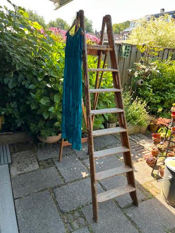 Vintage Hoge Houten Schilderstrap~Winkel~Plantenetagere beschikbaar voor biedingen