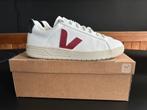 Veja Urca 42 ZGAN, Veja, Ophalen of Verzenden, Sneakers of Gympen, Zo goed als nieuw