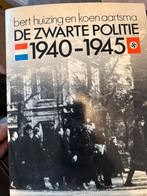 De Zwarte Politie 1940-1945 - Bert Huizing en Koen Aartsma, Boeken, Ophalen of Verzenden, 20e eeuw of later, Gelezen