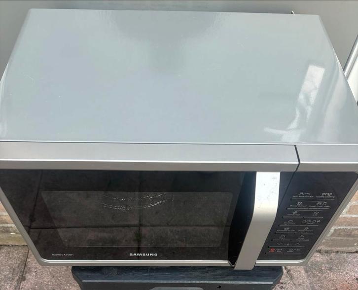 Samsung Combimagnetron Oven, Witgoed en Apparatuur, Magnetrons, Gebruikt, Vrijstaand, Combimagnetron, 45 tot 60 cm, Grill, Draaiplateau