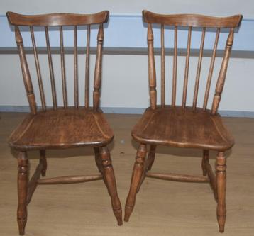 Vintage Hollandse spijlen stoelen met mooi patina Retro beschikbaar voor biedingen