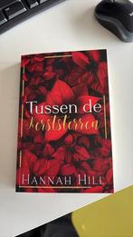 Tussen de kerststerren Hannah Hill, Ophalen of Verzenden, Nieuw, Nederland
