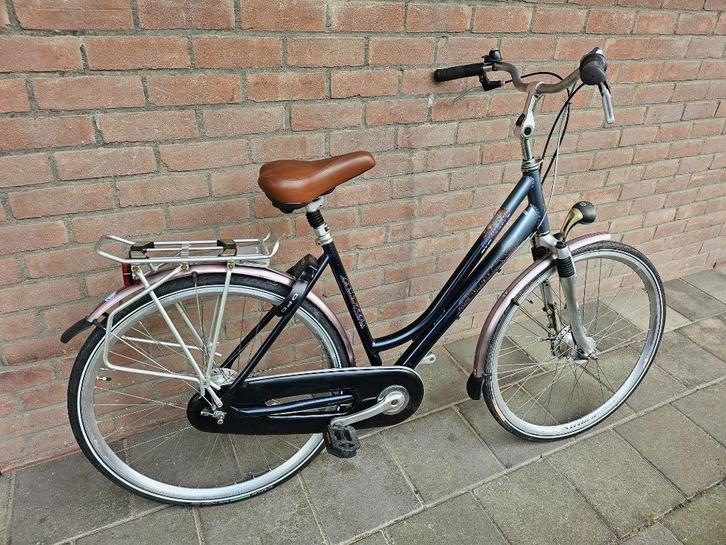 altra damesfiets, Fietsen en Brommers, Fietsen | Dames | Damesfietsen, Zo goed als nieuw, Overige merken, (Extra) lage instap