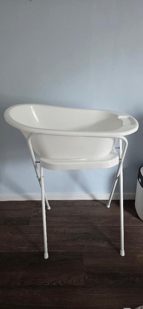 Babybadje met standaard, Kinderen en Baby's, Badjes en Verzorging, Ophalen, Zo goed als nieuw, Badje, Hema