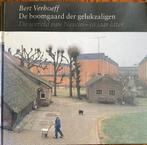 Bert Verhoeff - De boomgaard der gelukzaligen, Gelezen, Ophalen of Verzenden, Overige onderwerpen, Bert Verhoeff