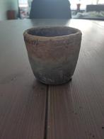 Klein plantenpotje met ombre blauw–zandkleur, Ophalen, Gebruikt, Rond, Binnen