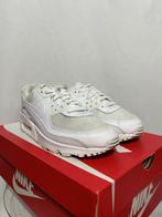 ALS NIEUW! Maat 40,5 - Nike Air Max 90 Triple White, Kleding | Dames, Schoenen, Verzenden, Wit, Nike, Nike