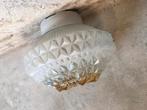 Relief glazen plafondlamp, jaren 70