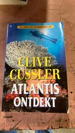 Clive Cussler - Atlantis ontdekt, Clive Cussler, Ophalen of Verzenden, Zo goed als nieuw