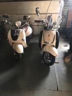 2 retro holeder scooters, Ophalen