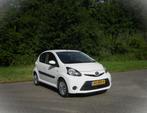 Toyota Aygo 1.0 VVT-i Comfort . 5 deurs . Airco . Elec ramen, Voorwielaandrijving, Euro 5, Stof, Gebruikt