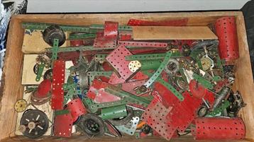 Meccano vintage speelgoed beschikbaar voor biedingen