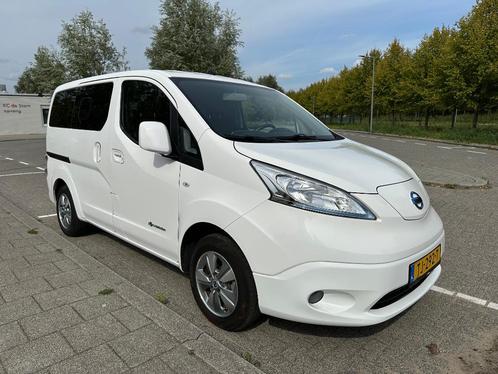 Nissan NV200 Evalia 40kWh, Leder, 7pl, 24.059KM, Nieuwstaat, Auto's, Nissan, Particulier, NV200 Evalia, Achteruitrijcamera, Airbags