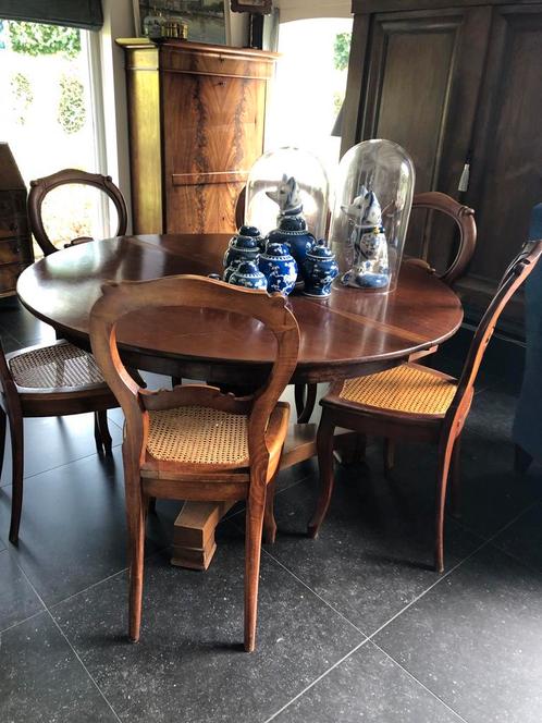 antieke tafel met stoelen, Antiek en Kunst, Antiek | Meubels | Tafels, Ophalen