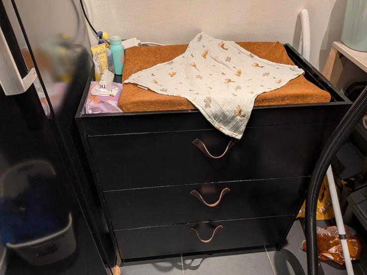 Commode met lades - Praktisch en stijlvol!, Kinderen en Baby's, Kinderkamer | Commodes en Kasten, Gebruikt, Commode, 90 tot 105 cm