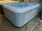 Nieuwste model 3 pers. Spa Renew incl. Garantie & Plaatsing, Tuin en Terras, Bubbelbaden en Hottubs, Ophalen, Zo goed als nieuw