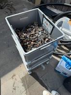 Diy bakkie shower vol lavasteen., Ophalen, Zo goed als nieuw