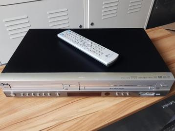 LG V8816 VHS Videorecorder  Speler DVD Speler Combinatie  beschikbaar voor biedingen