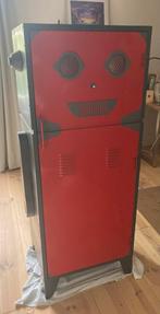 Stoere robot kast, Kinderen en Baby's, Kinderkamer | Commodes en Kasten, Gebruikt, 105 cm of meer, Ophalen of Verzenden, Minder dan 50 cm