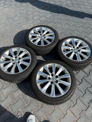 Michelin 225/45 R17 Winterbanden op Originele Lexus beschikbaar voor biedingen