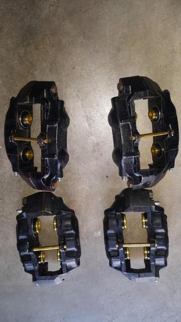 corvette C2 en C3 63-82  Compleet gereviseerde remklauwen beschikbaar voor biedingen