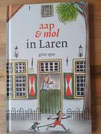 Gitte Spee - aap & mol in Laren, Boeken, Ophalen of Verzenden, Zo goed als nieuw, Gitte Spee, Fictie algemeen