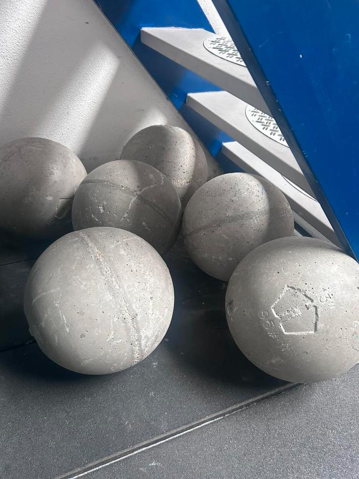 6 Atlasstone atlas stone strongman crossfit 95 lbs 43kg, Sport en Fitness, Overige Sport en Fitness, Zo goed als nieuw, Ophalen