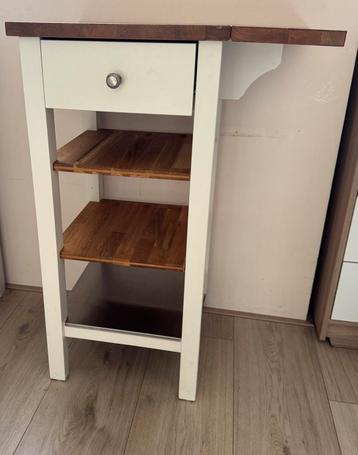 Kitchen island with extender and drawyer beschikbaar voor biedingen