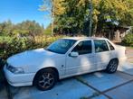Volvo S70 2.4 AUT 1998 Wit, Auto's, Volvo, 74 €/maand, Leder en Stof, Wit, S70