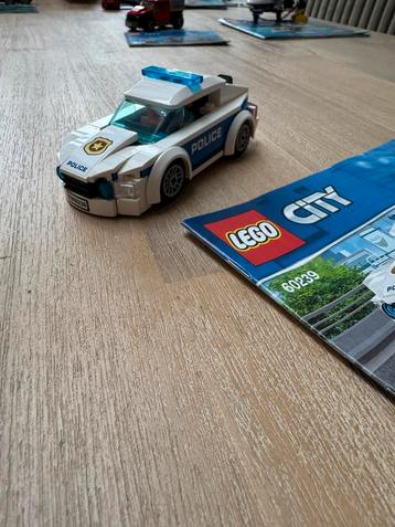 Lego City 60239 Politie Patrouille beschikbaar voor biedingen