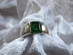 Mooie Zware Zilveren Ring met Groene steen - maat 18,5 - 19, Sieraden, Tassen en Uiterlijk, Antieke sieraden, Met edelsteen, Zilver