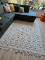 hoogpolig kleed creme, Gebruikt, 150 tot 200 cm, 200 cm of meer, Ophalen of Verzenden