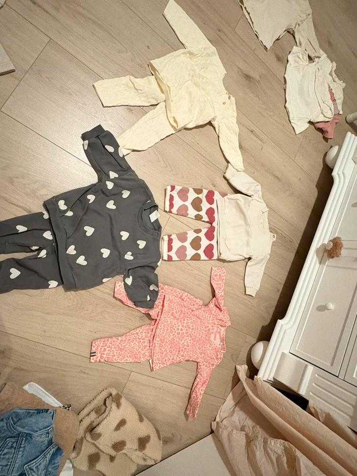 Kleding pakket groot meisje maat 68, Kinderen en Baby's, Babykleding | Baby-kledingpakketten, Zo goed als nieuw, Maat 68, Ophalen of Verzenden